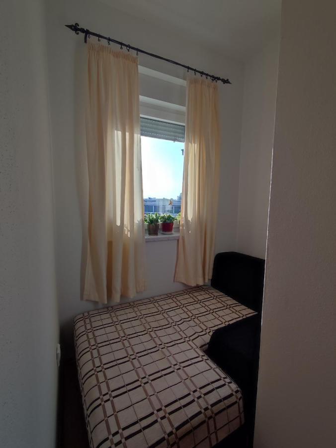 Apartman Ana Lägenhet Bosanska Gradiska Exteriör bild