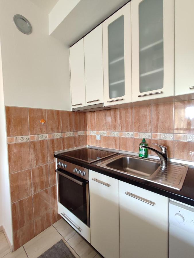 Apartman Ana Lägenhet Bosanska Gradiska Exteriör bild